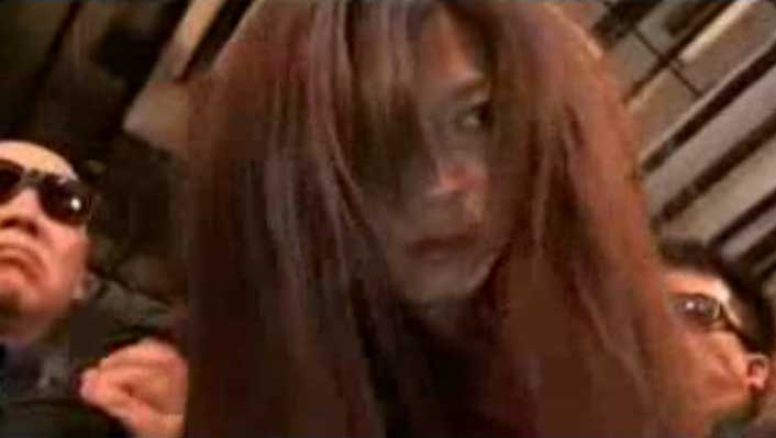 強気な女を腹パン＆ナイフで脅して黙らせてからおっぱい揉む